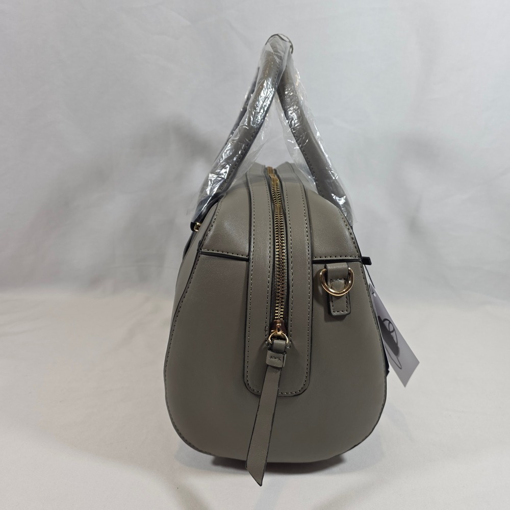 Adrienne Vittadini Regency Collection Pebbled Color Block Barrel Bag NWT - Picture 5 of 10
